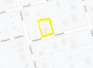 1221 W Debard St, Palestine, TX 75801