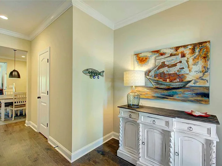 205 Mariners Cir — Photo 5