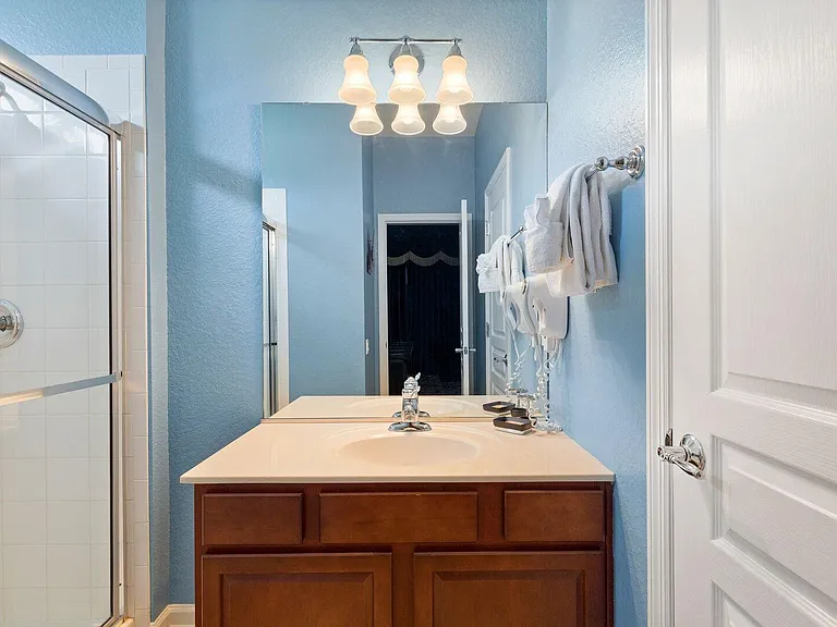 7759 Teascone Blvd — Photo 32
