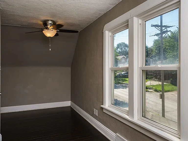 3302 Vinton St — Photo 20