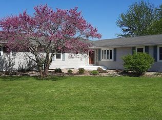 806 N Market St, Gridley, IL 61744