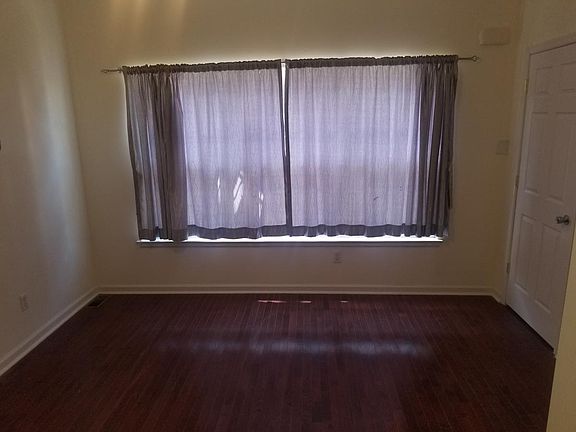 3rd image of 653 N 11th St Fl 1ST