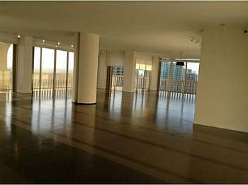 3rd image of 6000 Island Blvd APT 1507