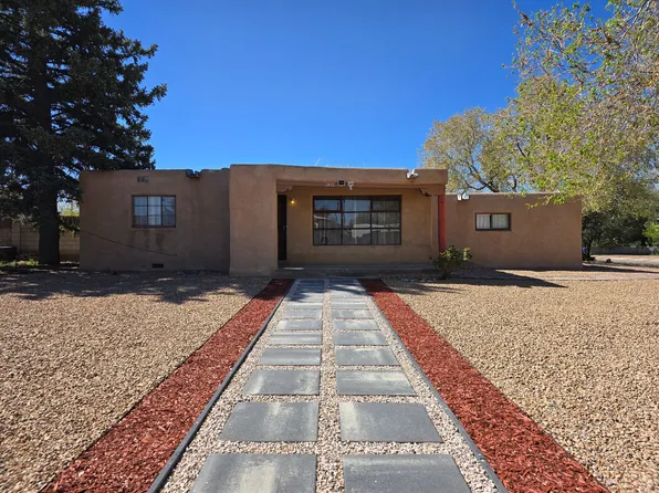 2412 Rosina St, Santa Fe, NM 87505