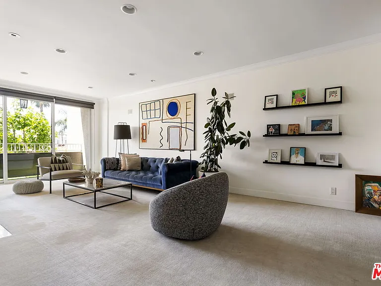 8455 Fountain Ave #301 — Photo 6