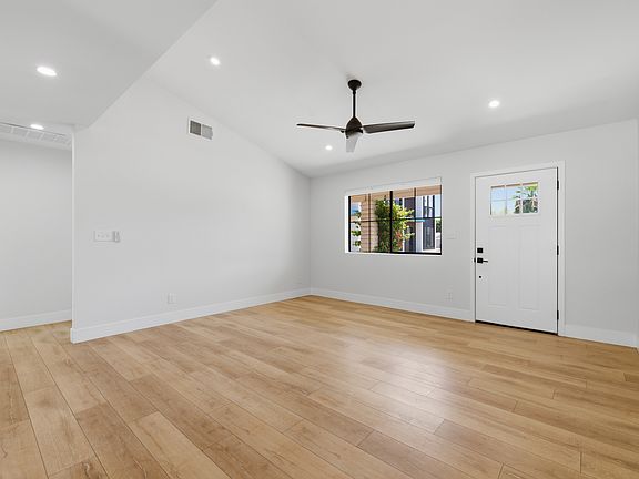 5th image of 2632 E Glenrosa Ave APT 2