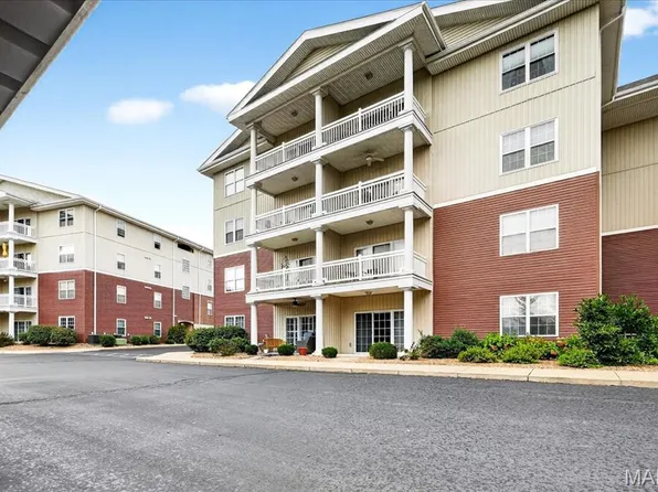 1507 S Old Highway 94 APT 106, Saint Charles, MO 63303