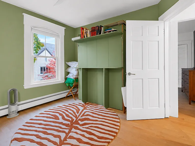 8 Myrtle St #2 — Photo 3