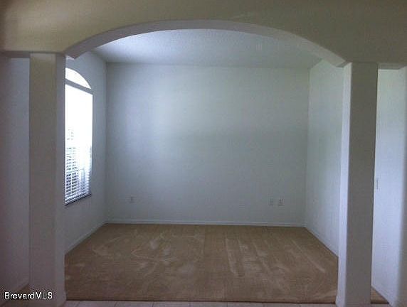 3rd image of 5758 Cheshire Dr