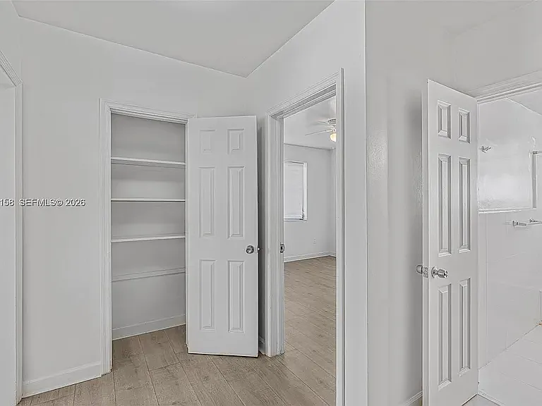 8031 Hawthorne Ave #1 — Photo 9