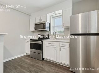 350 Main St APT 1, Schwenksville, PA 19473