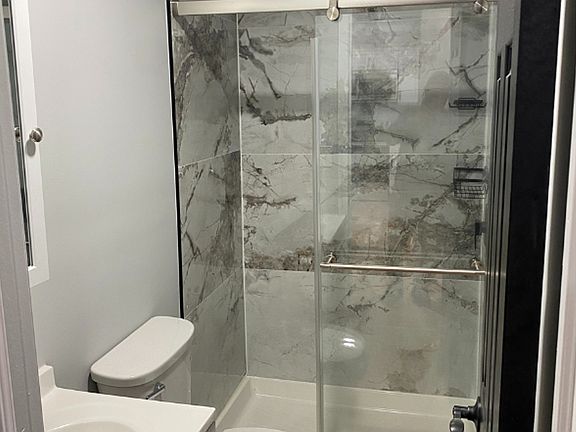 3rd image of 3412 Gwynns Falls Pkwy #2B