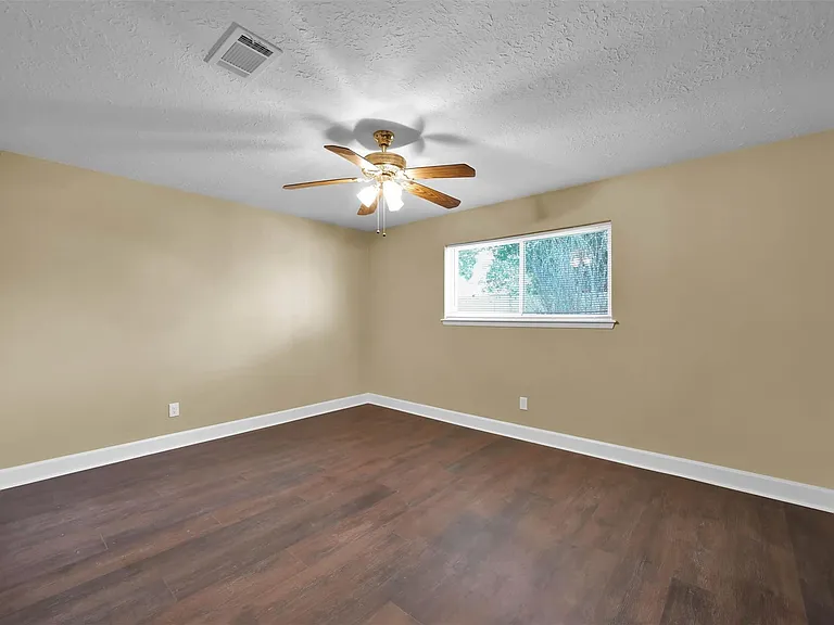 29103 Raestone St — Photo 7