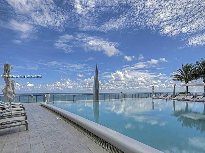 1st image of 17121 Collins Ave APT 907