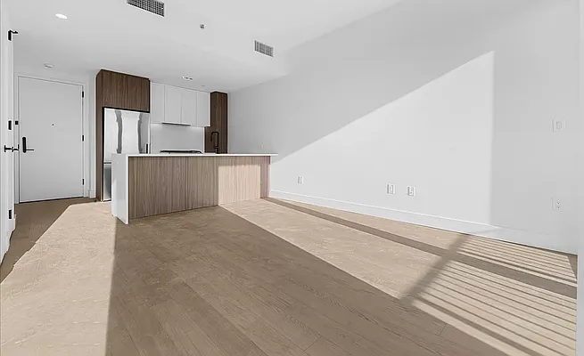 Rented by West 124th Manager LLC | media 100