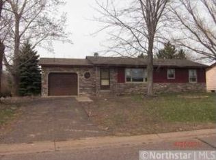 210 18th Ave SE, Cambridge, MN 55008