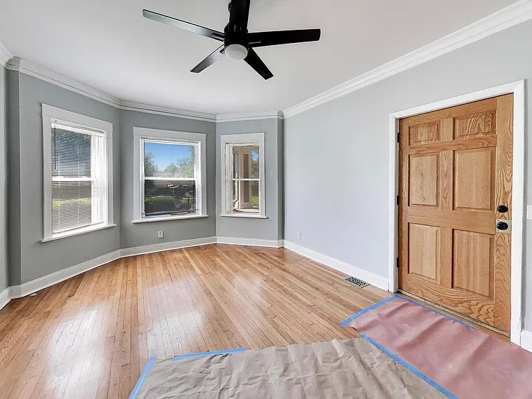 43 N Menard Ave #2 — Photo 11