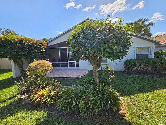 3rd image of 11816 Castellon Court