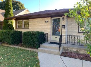 3343 Charles St, Racine, WI 53402