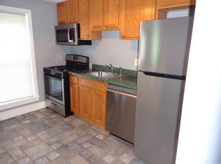 132 Green Ln #C, Philadelphia, PA 19127