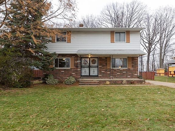 3rd image of 19320 Davinwood Dr