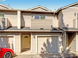 8819 SE Ellis St APT 3, Portland, OR