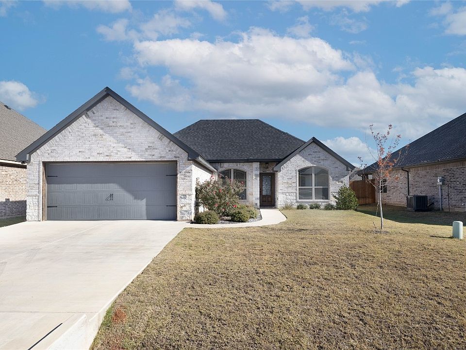 1st image of 3315 Arrow Creek Dr