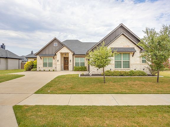 2nd image of 112 Steves Way