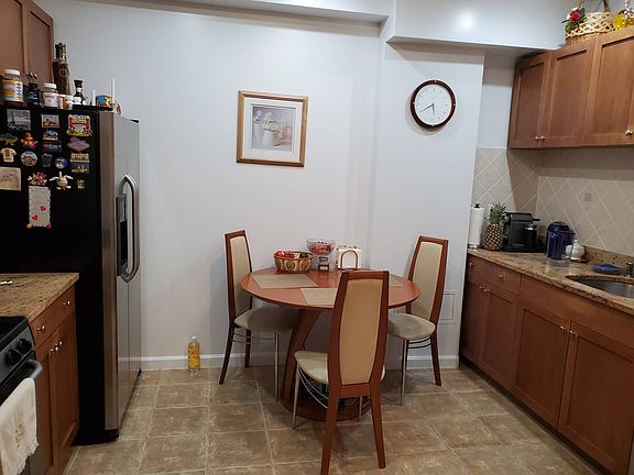 2nd image of 1509 Royce St Floor 1