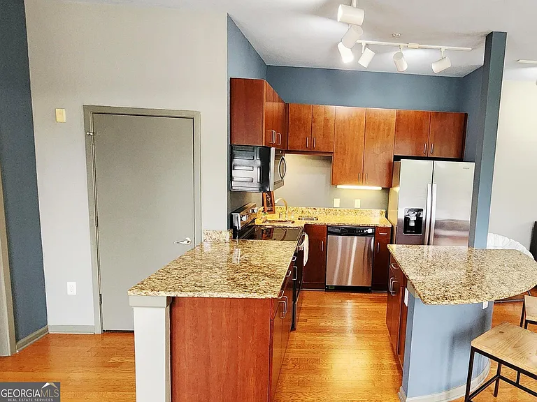 5300 Peachtree Rd #2303 — Photo 5