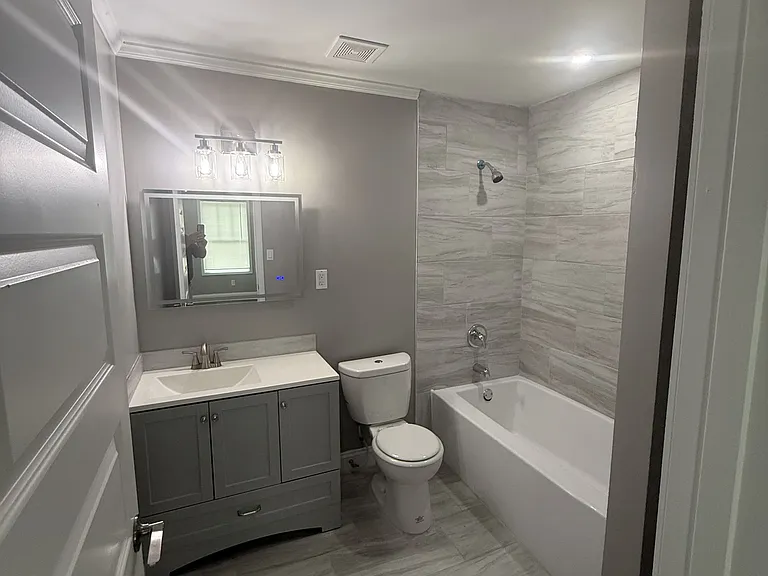 5711 Sterling Pl — Photo 7