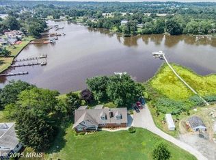 5832 Swamp Circle Rd, Deale, MD 20751