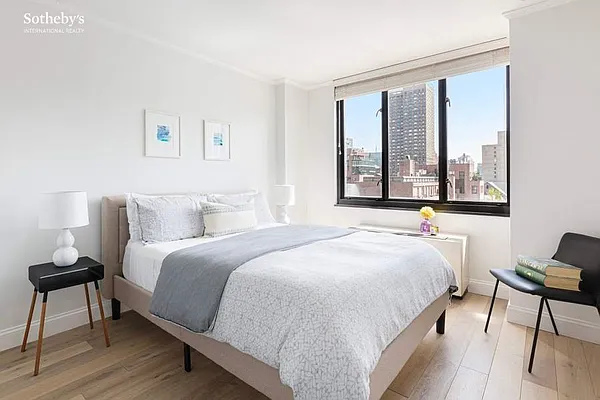 Sold by Sotheby's International Realty | media 8