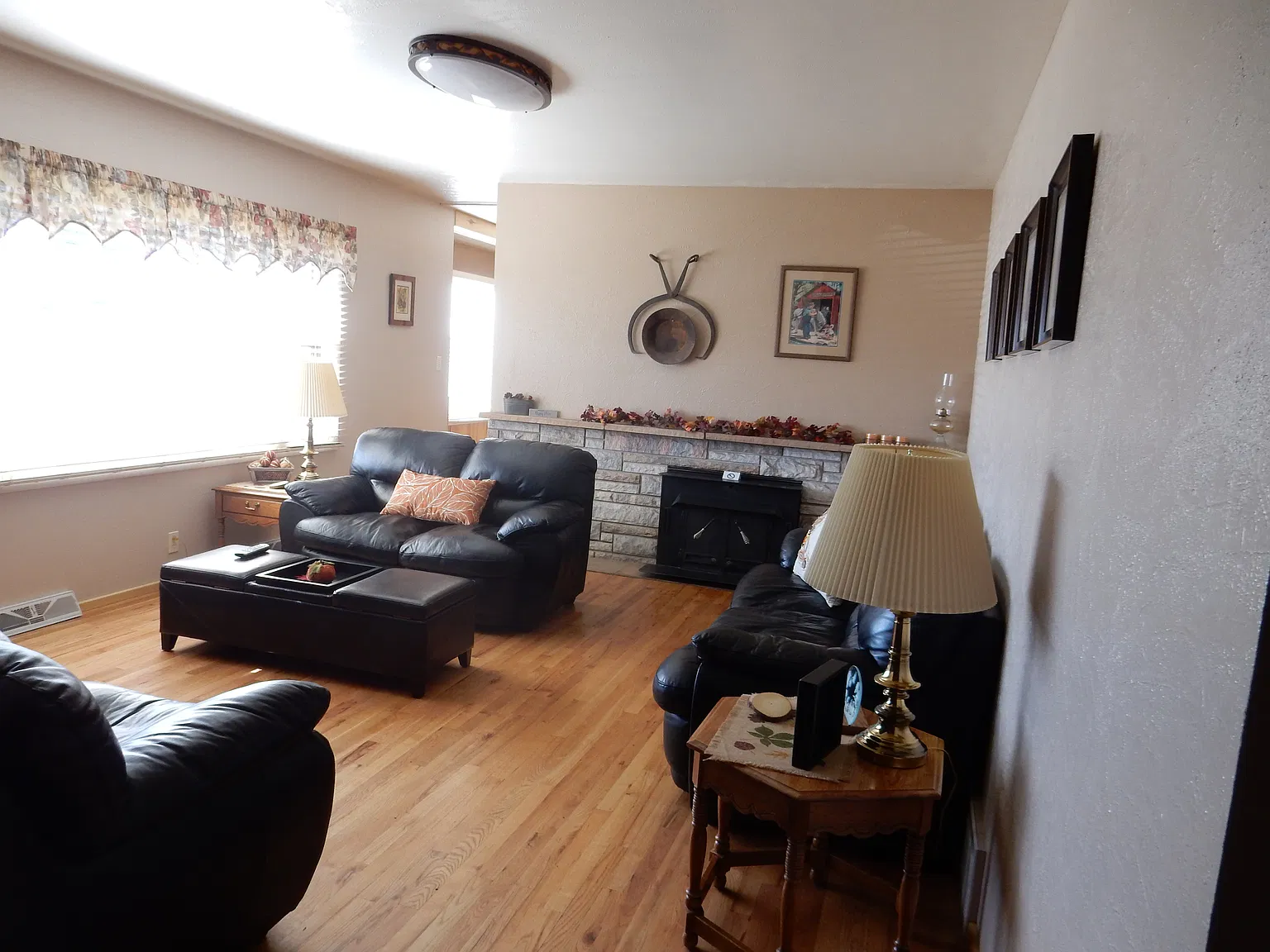 4 bed, 3608 sqft, $1,950 — Photo 4
