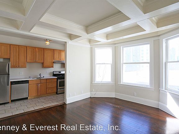 2nd image of 1300 Golden Gate Ave #307