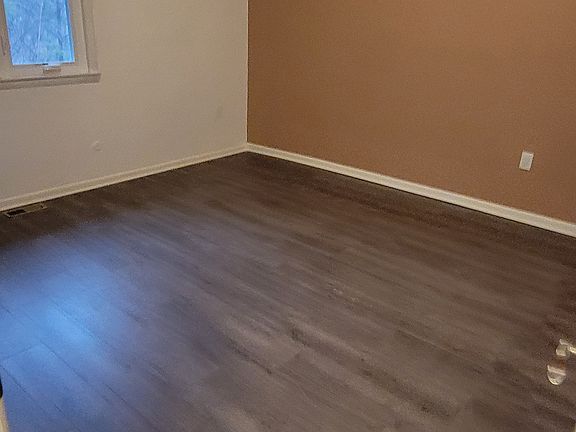 4th image of 1091 Redbluff Dr