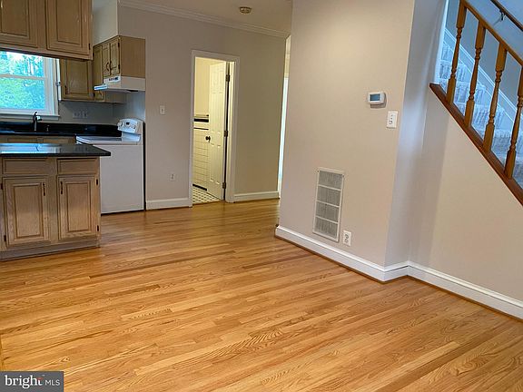 4th image of 5270 26th St N