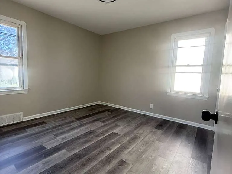 6701 Pelham Dr — Photo 14