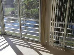 12020 W Greenway Dr APT 203, Royal Palm Beach, FL 33411