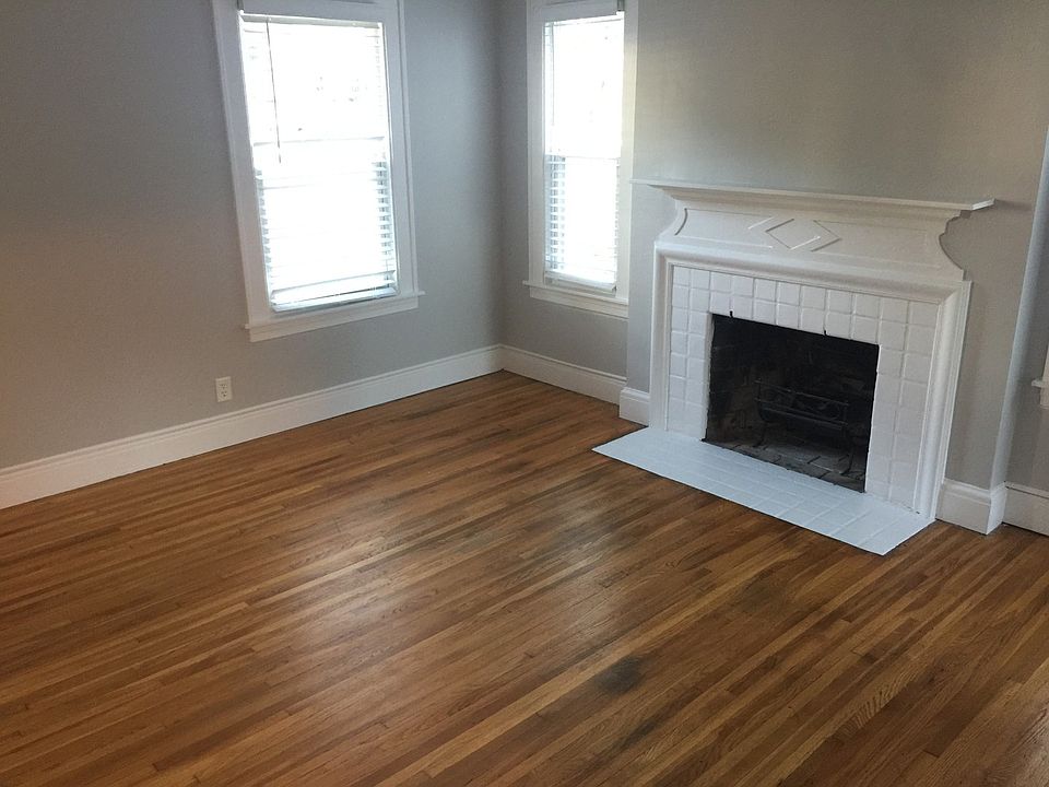 1218 Fisk Rd SE, Grand Rapids, MI 49506 Zillow