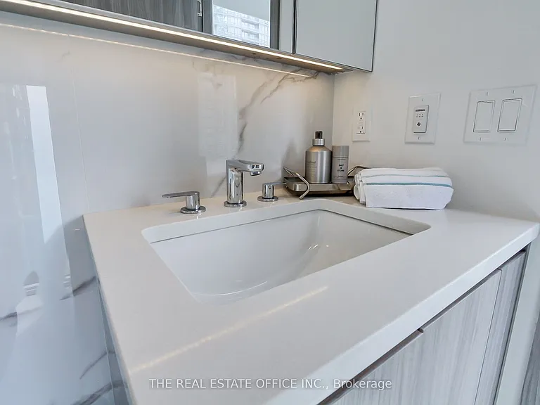 1 Concord Cityplace Way #611 — Photo 27