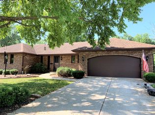 1919 Kevin Ave, Elgin, IL 60123