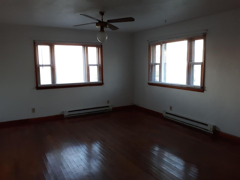 2nd image of 962 E 38th St