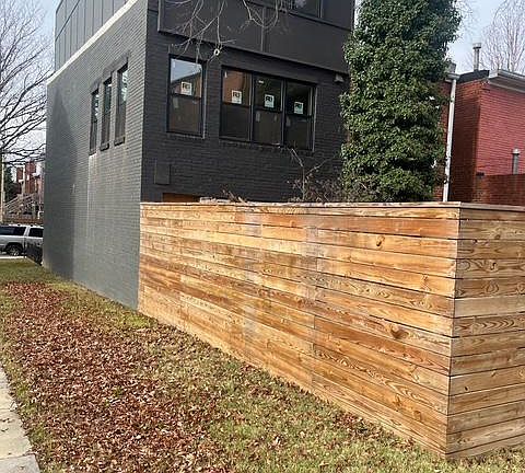 2nd image of 1404 1st St SW