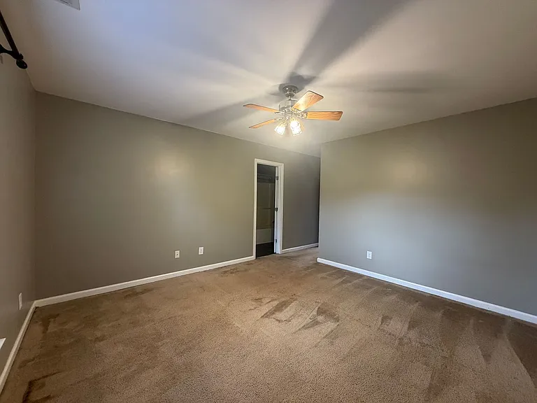 717 Mallard Dr — Photo 14