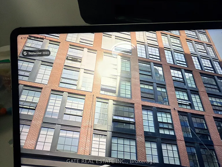 543 E Richmond St W #1423 — Photo 1