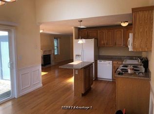 33 Sophia Dr, Worcester, MA 01607