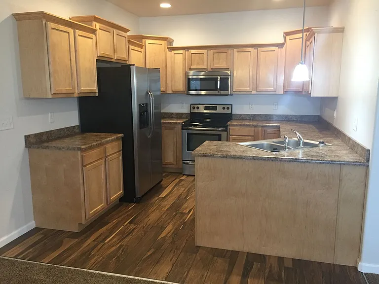 4236 Parkview Dr — Photo 1