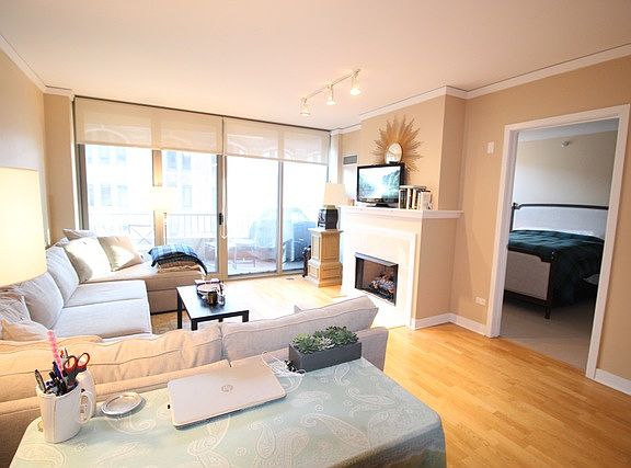 5th image of 200 N Jefferson St APT 608