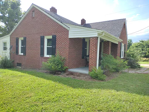 2779 Wards Gap Rd Photo 1